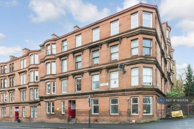 2 bedroom flat in West Graham Street, Glasgow, G4 (2 bed) (#1450139)