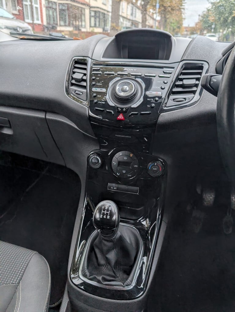 2015 Ford Fiesta 1.0 EcoBoost Titanium. ROAD Tax – £20   MOT till September 2026.!! 