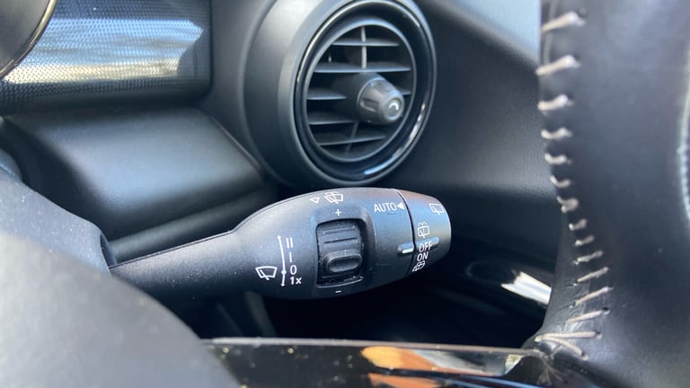 2020 MINI Electric Hatch Cooper SE 32.6kWh Level 3 Hatchback 3dr Electric Auto (184 ps) Hatchback...