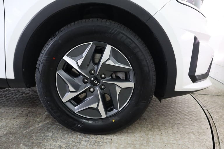 2022 Kia Sorento 1.6 h T-GDi 2 Auto AWD Euro 6 (s/s) 5dr ESTATE PETROL/ELECTRIC Automatic