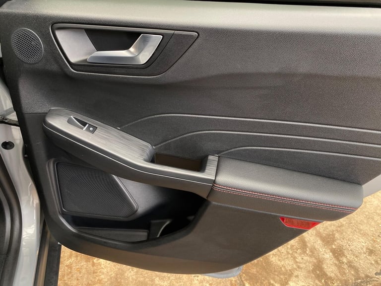 2023 Ford Kuga 2.5 EcoBoost Duratec 14.4kWh ST-Line X CVT Euro 6 (s/s) 5dr HATCHBACK Petrol/Elect...