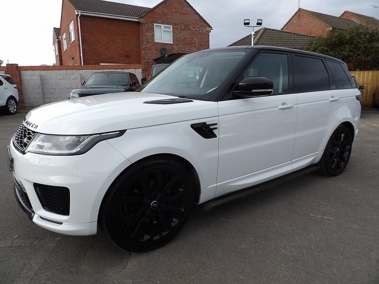 image for 2019 Land Rover Range Rover Sport 3.0 SDV6 HSE 5dr Auto ESTATE DIESEL Automatic