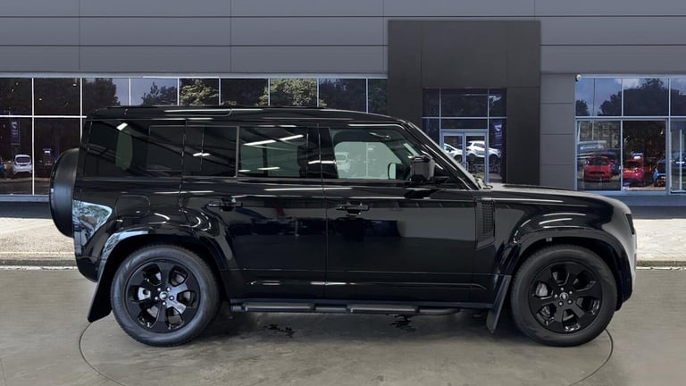 2025 Land Rover Defender 3.0 D350 X-Dynamic HSE 110 5dr Auto ESTATE DIESEL Automatic