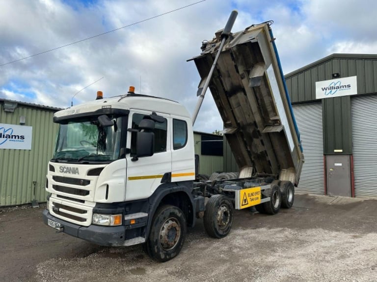 Scania P370 CB 8X4 MANUAL GEARBOX EURO 6 TIPPER
