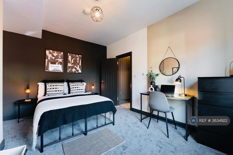 2 bedroom house in Harold Place, Leeds, LS6 (2 bed) (#2634922)