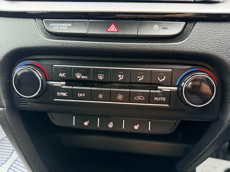 2022 Kia XCeed 1.5T GDi ISG 3 5dr HATCHBACK PETROL Manual