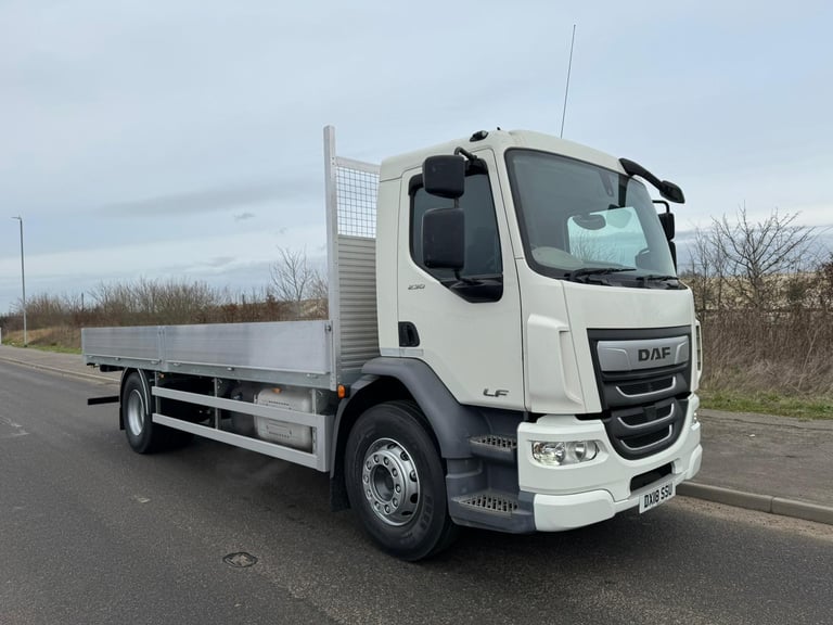 2019 DAF LF Euro 6 scaffold lorry 18 ton air suspension new build 260 BHP