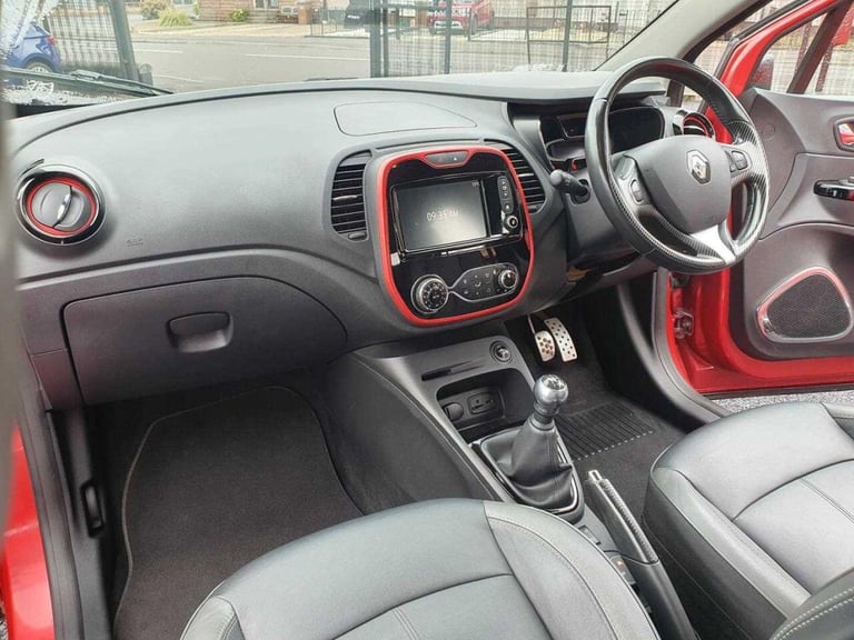 2016 Renault Captur 0.9 TCe ENERGY Signature Nav SUV 5dr Petrol Manual Euro 6 (s/s) (90 ps) HATCH...