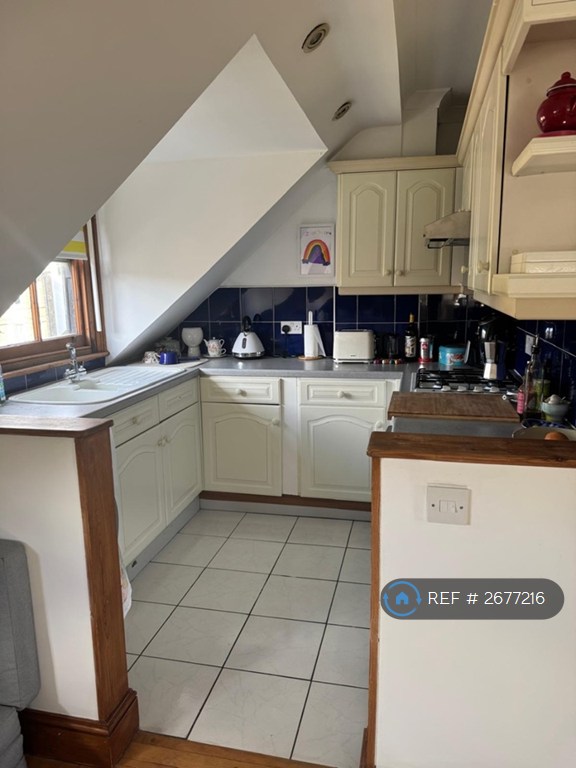 Studio flat in London, London, SE19 (#2677216)