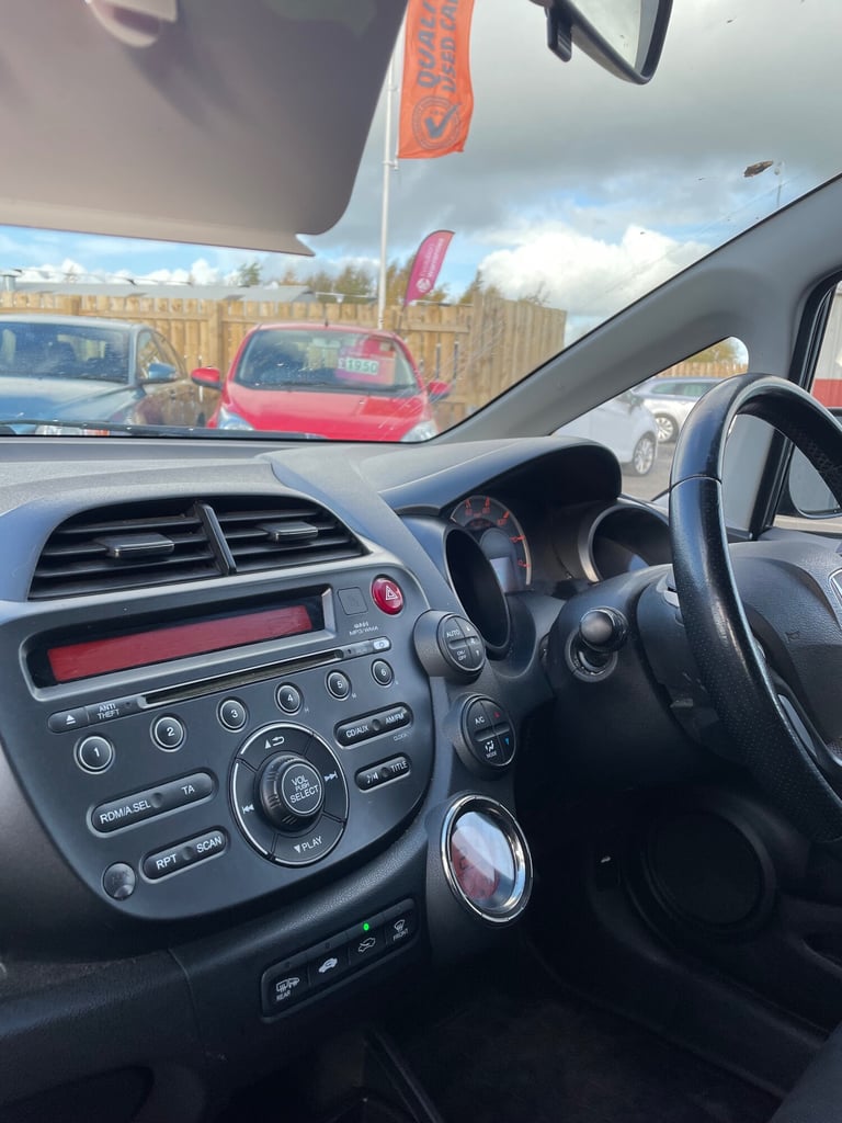 2014 Honda Jazz 1.4 i-VTEC ES Plus 5dr HATCHBACK Petrol Manual