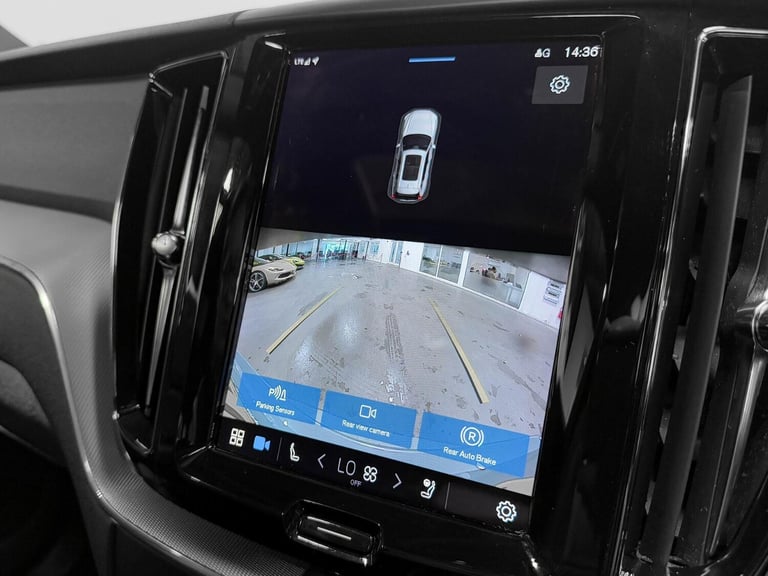 2021 Volvo XC60 R-Design Pro T8 AWD (390 hp) Auto ESTATE Petrol/Electric Hybrid Automatic