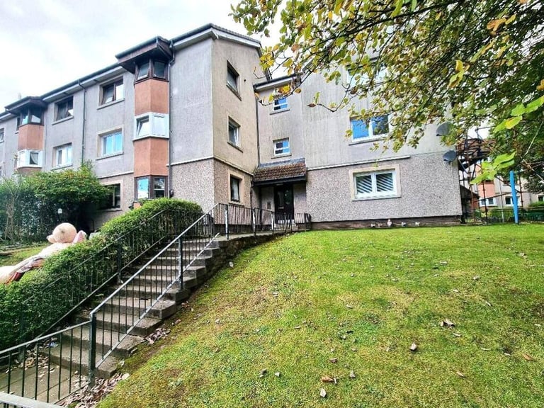 Fantastic 3 bedroom flat for long term tenants 