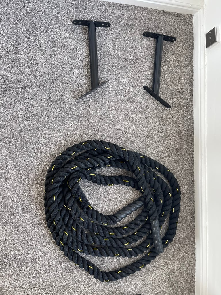 Battle rope and wall holders brand new