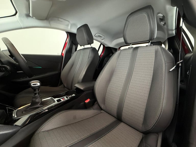  Peugeot 208 1.2 PureTech Allure Premium + Euro 6 (s/s) 5dr Petrol Manual