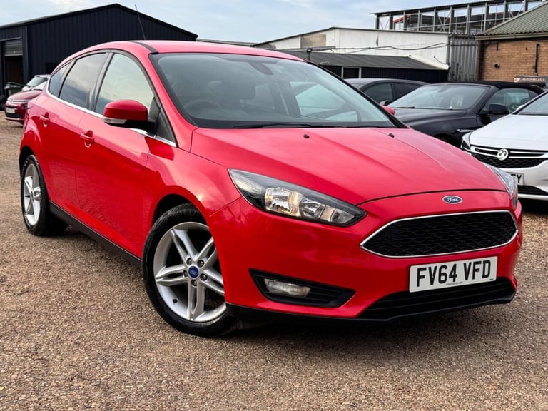 image for 2015 Ford Focus 1.0 EcoBoost Zetec 5dr HATCHBACK PETROL Manual
