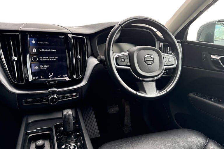 2019 Volvo XC60 2.0 B4 MHEV Momentum Auto AWD Euro 6 (s/s) 5dr SUV DIESEL Automatic