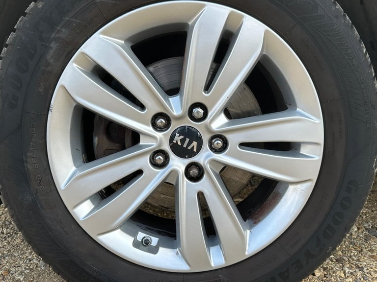 2017 Kia Sportage 1.7 CRDi 2 Euro 6 (s/s) 5dr ESTATE Diesel Manual