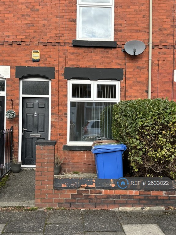 2 bedroom house in Forbes Street, Bredbury, Stockport, SK6 (2 bed) (#2633022)