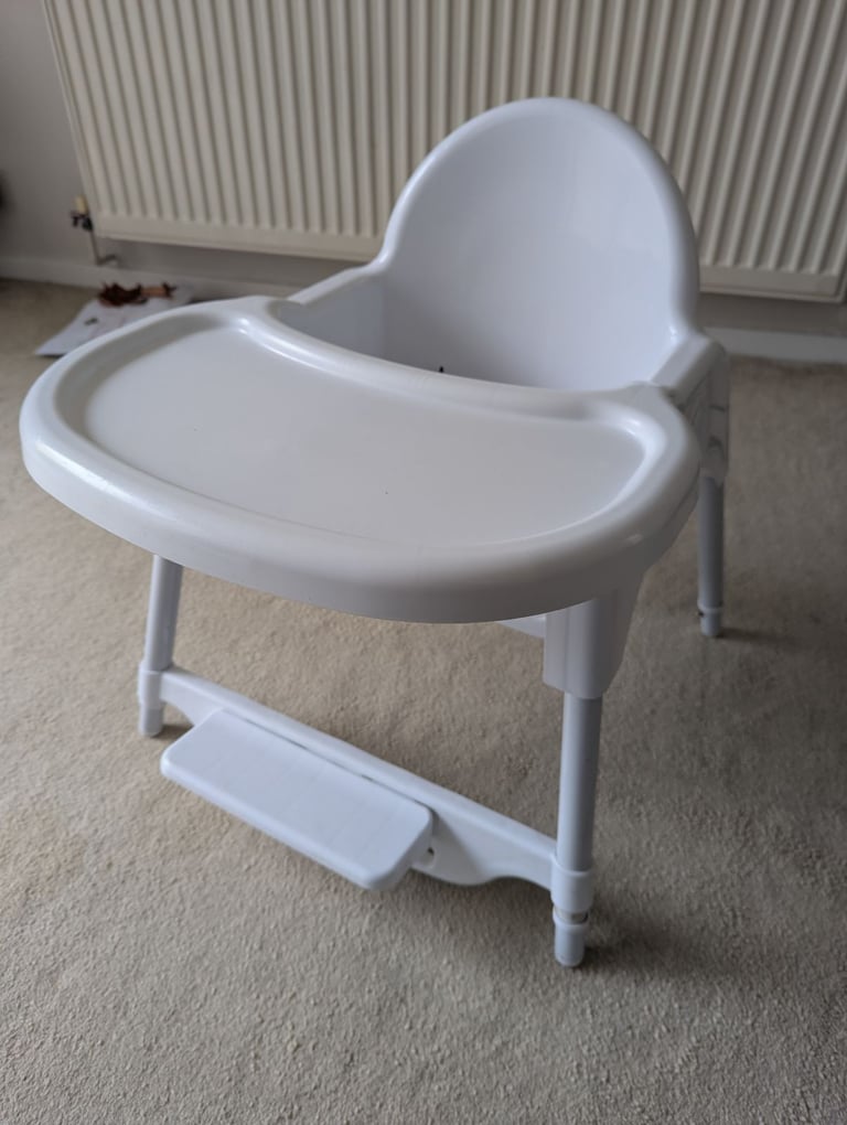 BABY HIGH CHAIR, adjustable height 