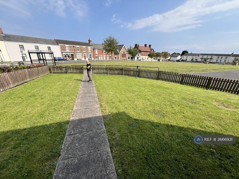 3 bedroom house in Victoria Mews, Easington Village, Peterlee, SR8 (3 bed) (#2666931)