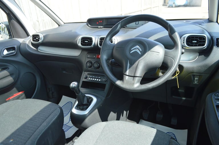 2015 Citroen C3 Picasso 1.6 HDi Selection Euro 5 5dr MPV Diesel Manual