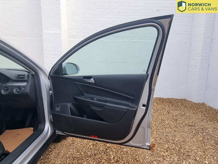 VOLKSWAGEN PASSAT 2.0 TDI Highline Plus 2009