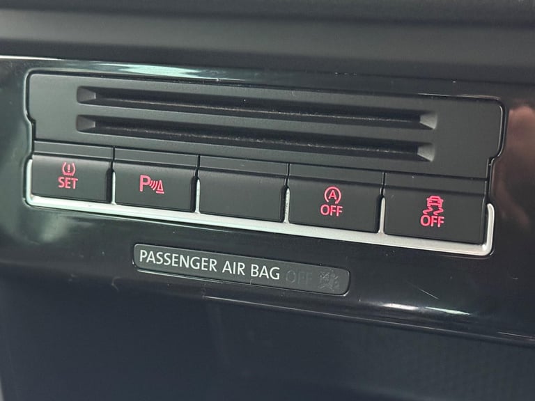 2018 Volkswagen Sharan 2.0 TDI SE Nav DSG Euro 6 (s/s) 5dr MPV Diesel Automatic