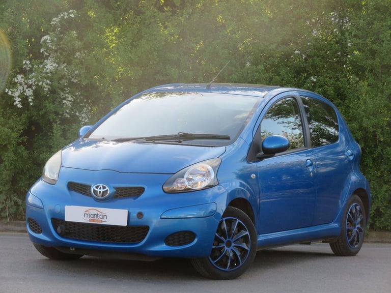 TOYOTA AYGO 1.0 VVT-i Blue MultiMode Euro 5 5dr 2010