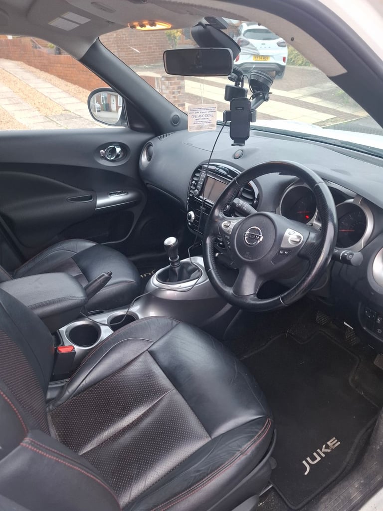 Nissan, JUKE, Hatchback, 2014, Manual, 1461 (cc), 5 doors
