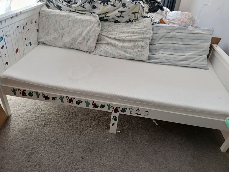 image for Single bed-Free