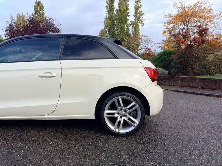 Audi, A1, Hatchback, 2014, Manual, 1395 (cc), 3 doors