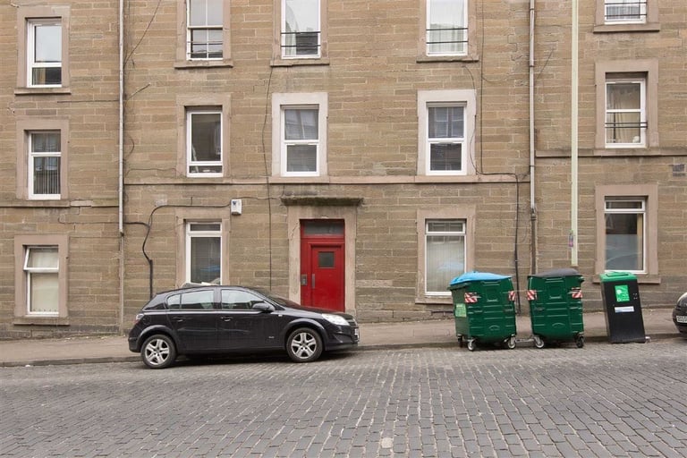 2 Bed Flat, Rosefield Street, DD1