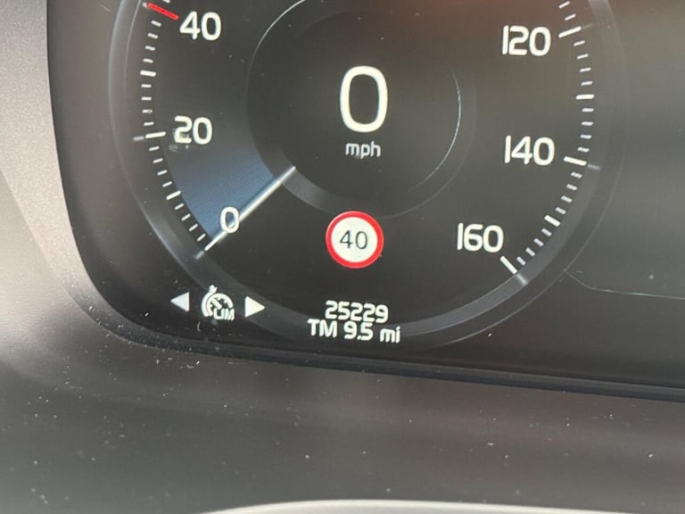 2021 Volvo V60 2.0 B5P Cross Country 5dr AWD Auto ESTATE PETROL Automatic