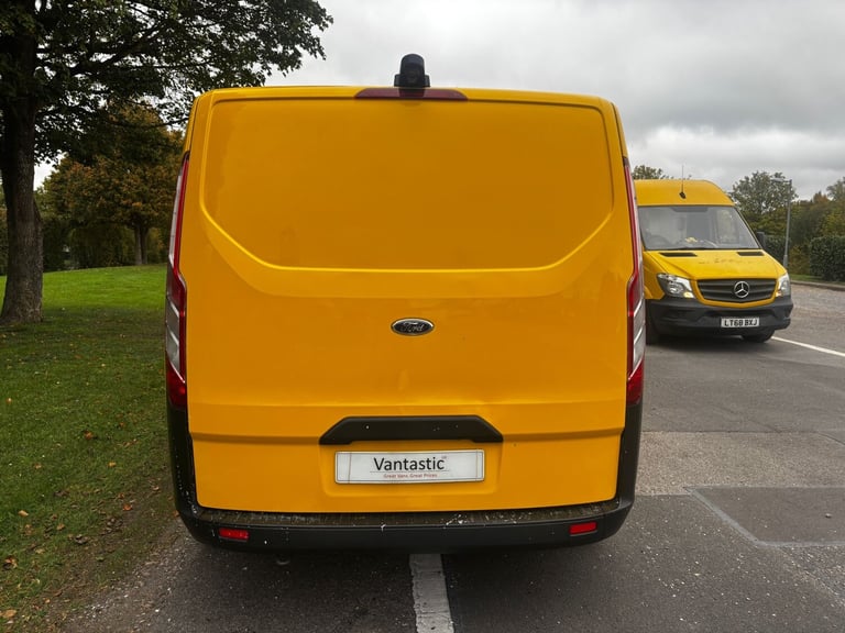 68 FORD TRANSIT CUSTOM 2.0 TDCI 130BHP LONG WHEEL BASE LWB EURO 6 A/C ULEZ EX AA