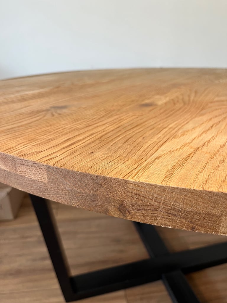 John Lewis Calia Round Oak Dining Table - Great Condtion