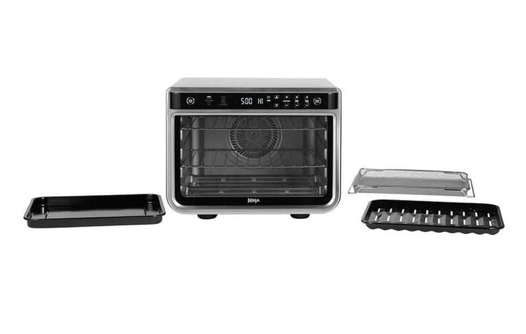Ninja countertop oven with multiple functions. Selling at £230  (£270 in shop).