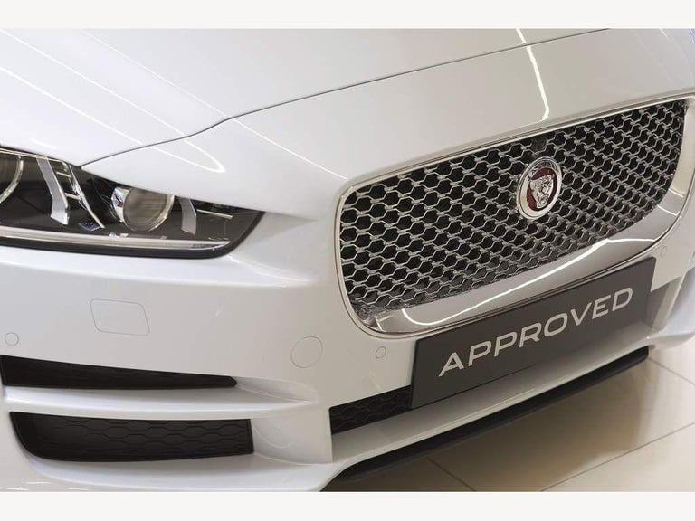 2024 Land Rover Range Rover Velar 3.0 D300 MHEV Dynamic HSE SUV 5dr Diesel Auto 4WD Euro 6 (s/s) ...