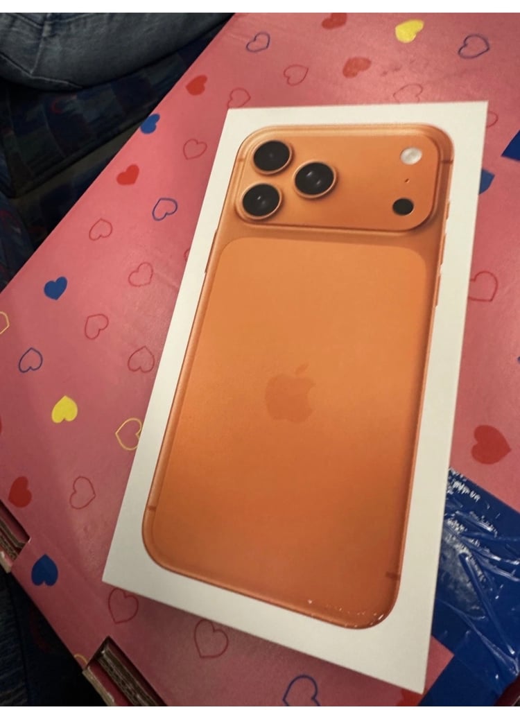 iPhone 17 pro max 256gb sealed 