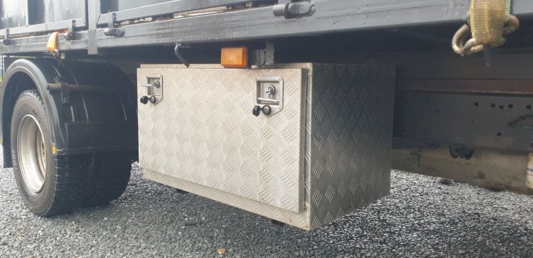 Aluminium Checker Plate toolboxes suit lorries trucks Trailers tractor recovery straps & parts