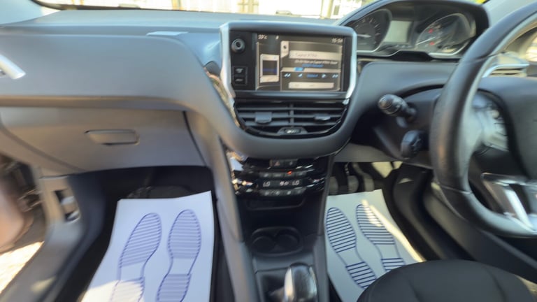 2013 Peugeot 208 1.2 e-VTi Allure 5dr EGC HATCHBACK Petrol Manual