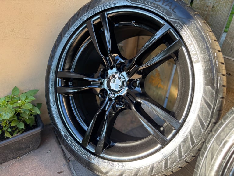 BMW Staggered 18” MSport Alloys