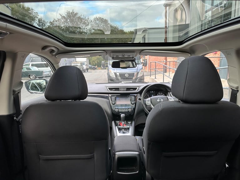 2017 Nissan Qashqai 1.2 DIG-T N-Connecta XTRON 2WD Euro 6 (s/s) 5dr HATCHBACK Petrol Automatic