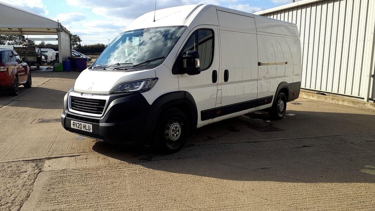  Peugeot Boxer 2.2 BlueHDi 435 Professional L4 H2 Euro 6 (s/s) 5dr Diesel Manual