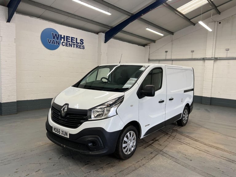 2017 Renault Trafic 1.6 dCi 27 Business SWB Standard Roof Euro 6 5dr Panel Van Diesel Manual