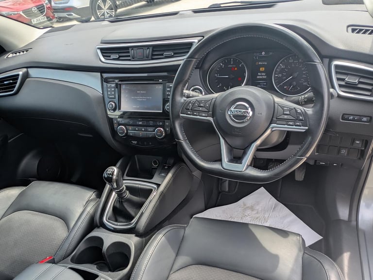 2017 Nissan Qashqai 1.5 dCi Tekna 5dr HATCHBACK DIESEL Manual