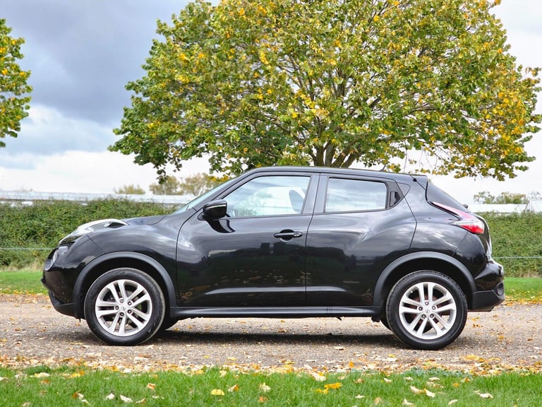 2016 Nissan Juke 1.6 N-Connecta XTRON Euro 6 5dr HATCHBACK Petrol Automatic