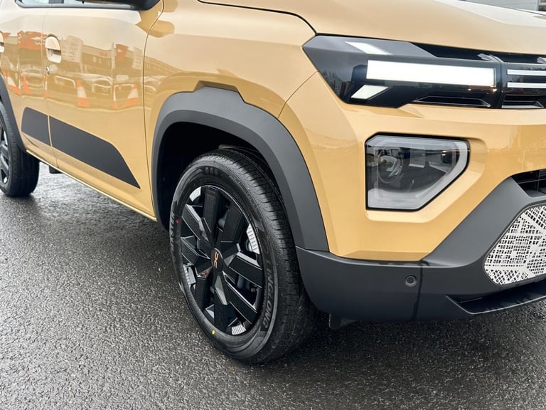 2024 Dacia Spring 65 26.8kWh EXTREME Auto 5dr HATCHBACK Electric Automatic