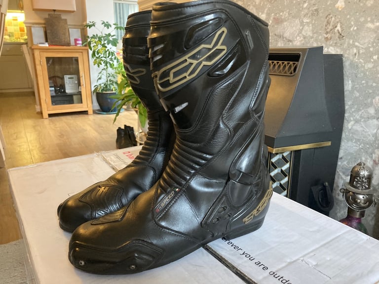 Thx motorcycle boots