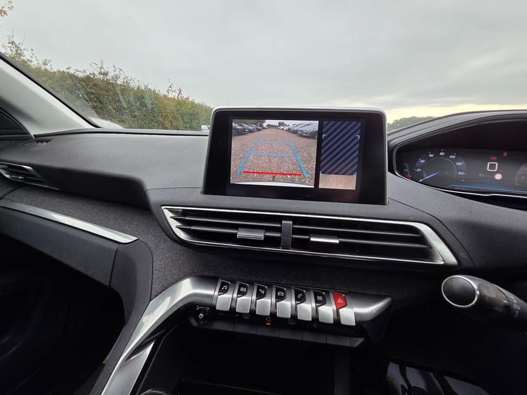2018 Peugeot 5008 1.2 PureTech Allure Euro 6 (s/s) 5dr Petrol