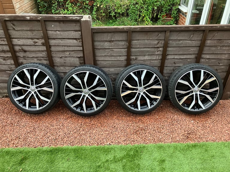 image for VW Santiago 19" alloy wheels with Michelin tyres